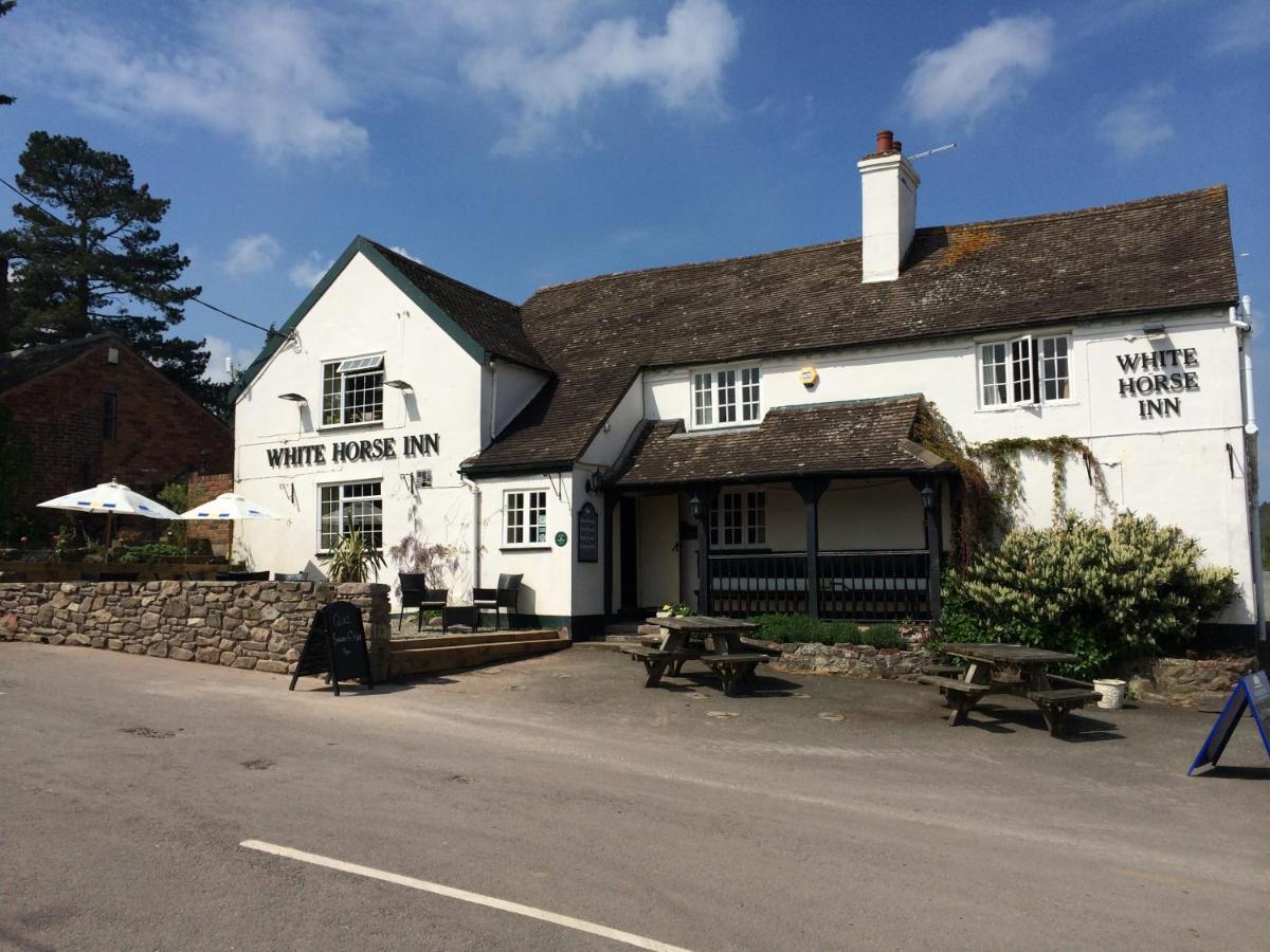 White Horse Inn Pulverbatch Church Pulverbatch Luaran gambar